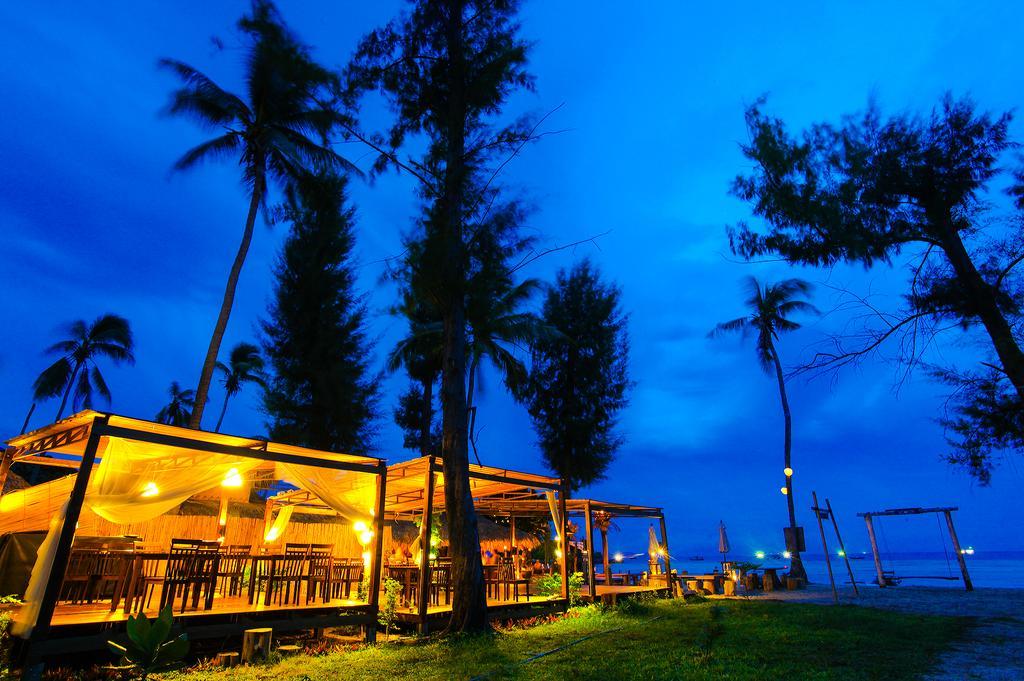 Salisa Resort Koh Lipe Exterior photo